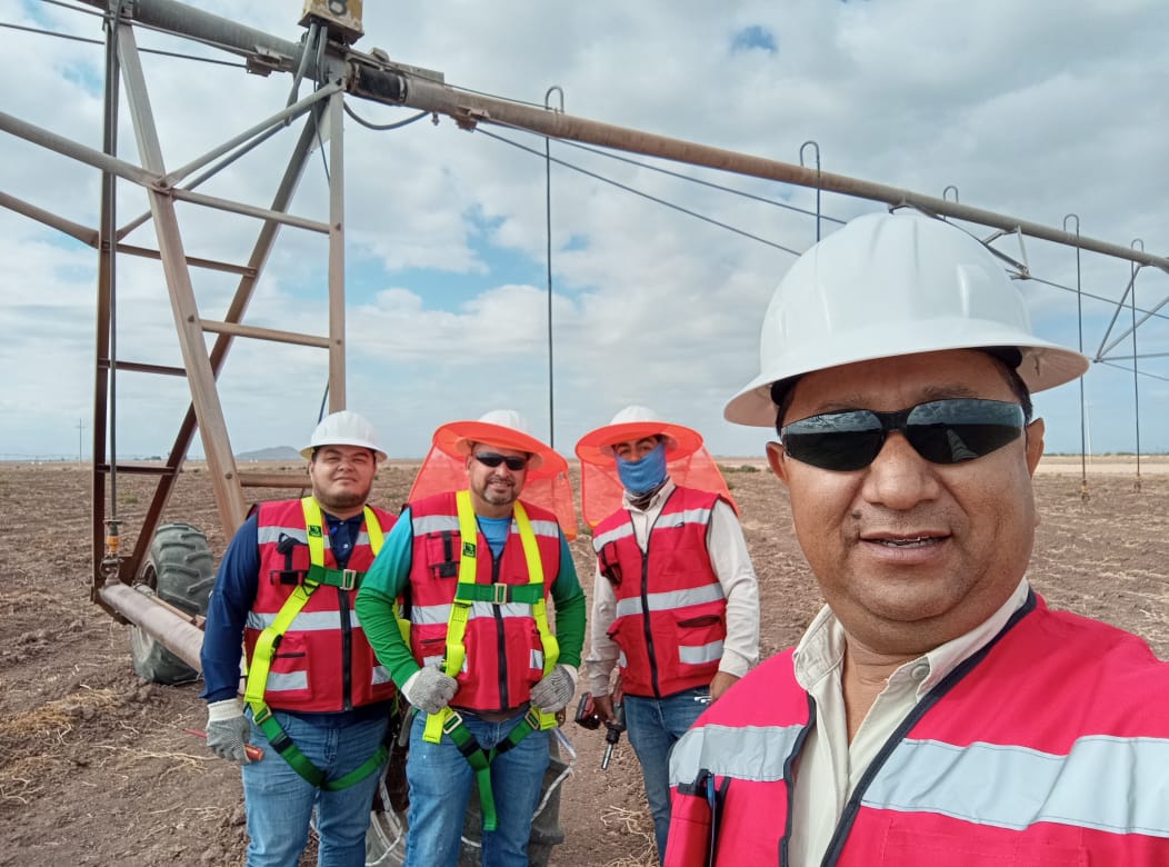 equipo de trabajo de riegos mecanizados